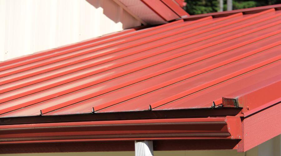 Professional gutter cleaning in Hallock, MN
